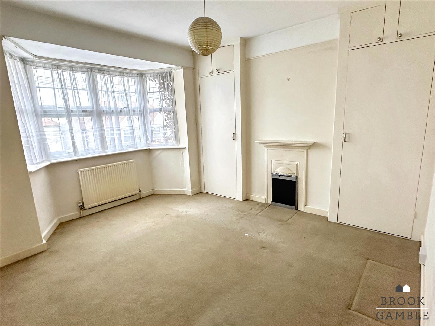 3 Bedroom House. Downs Avenue in Eastbourne,  12